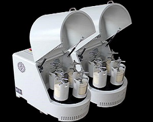 天創(chuàng)立式半圓形行星式球磨機參數(shù)